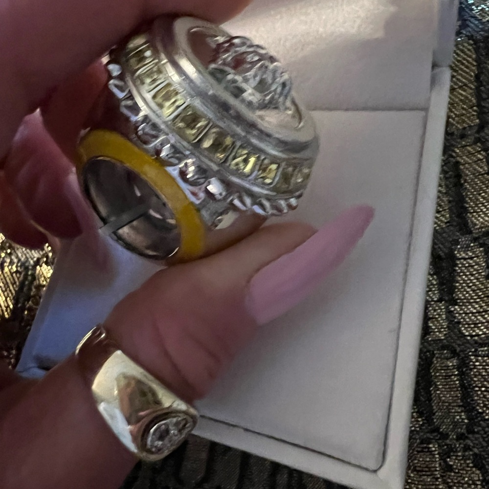 100% authentic Versace ring - Picture 4 of 8